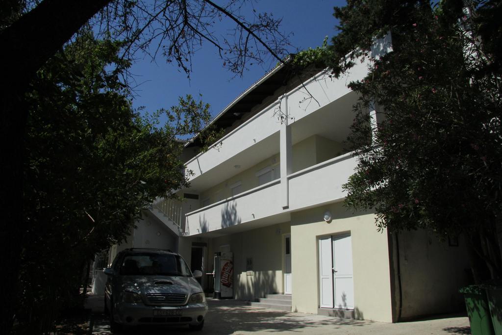 Novalja Inn 2 Dış mekan fotoğraf