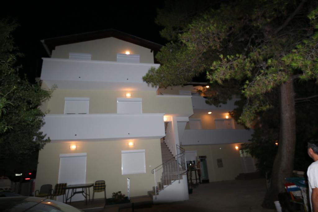 Novalja Inn 2 Dış mekan fotoğraf