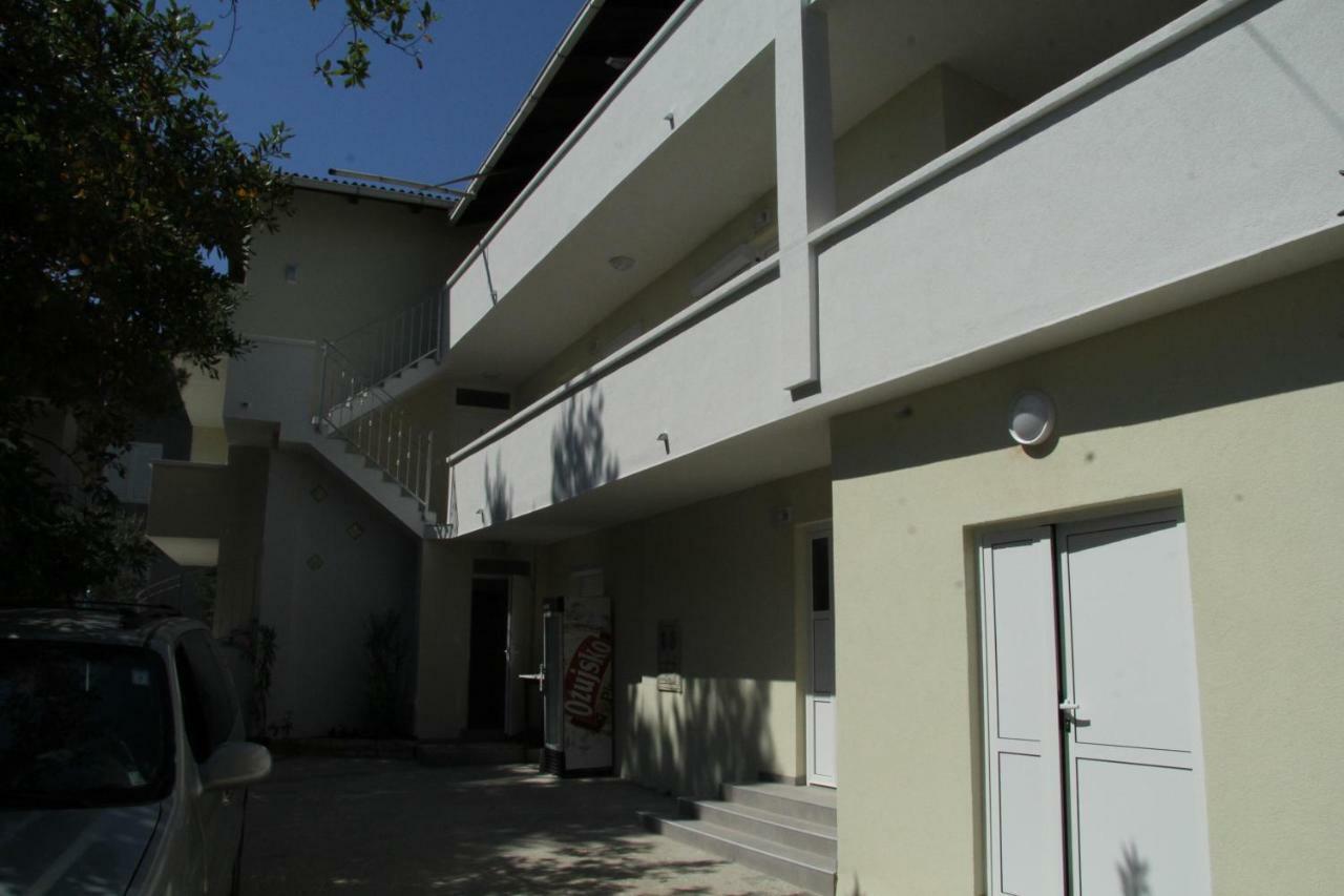 Novalja Inn 2 Dış mekan fotoğraf