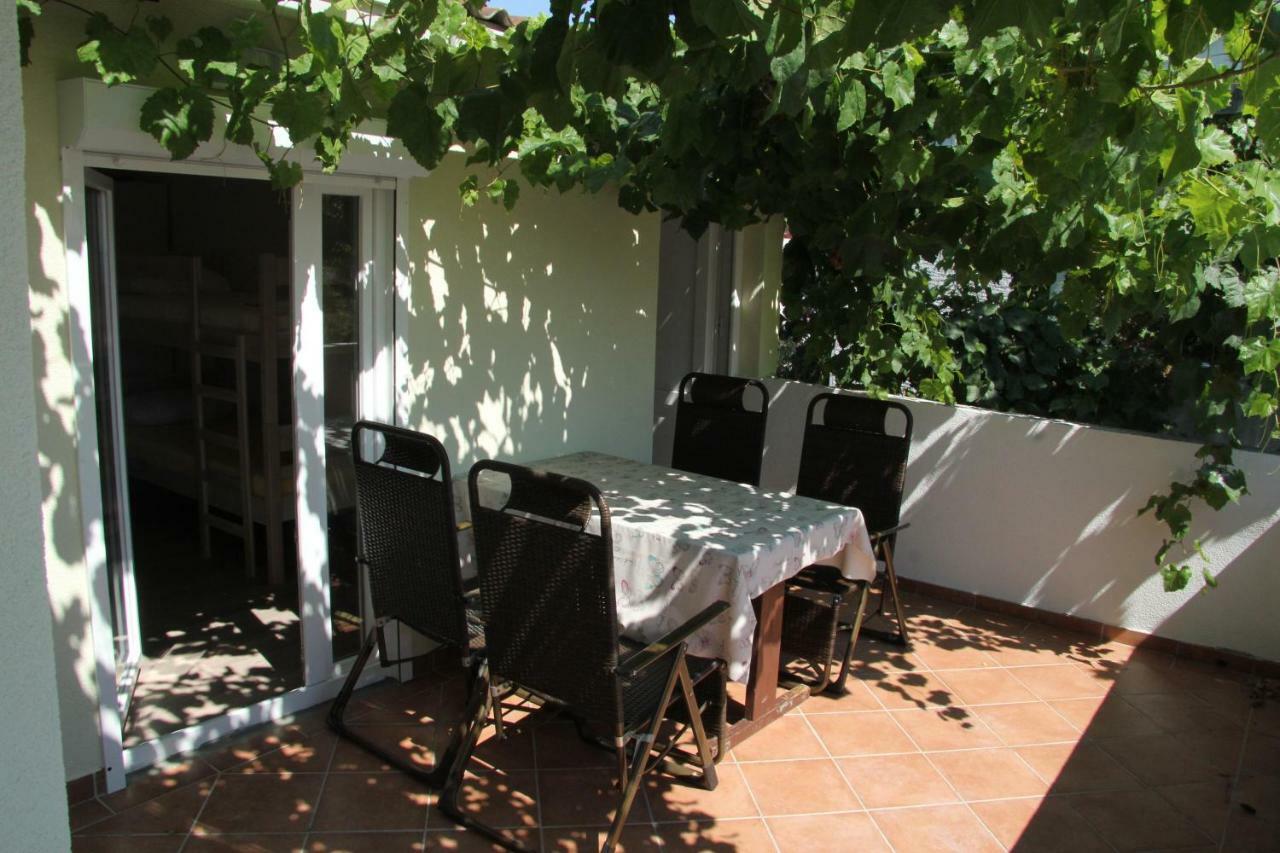 Novalja Inn 2 Dış mekan fotoğraf